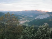 Vista de Orozko al comienzo de la marcha.jpg
