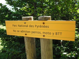 Señal Parc National des Pyrénées.jpg